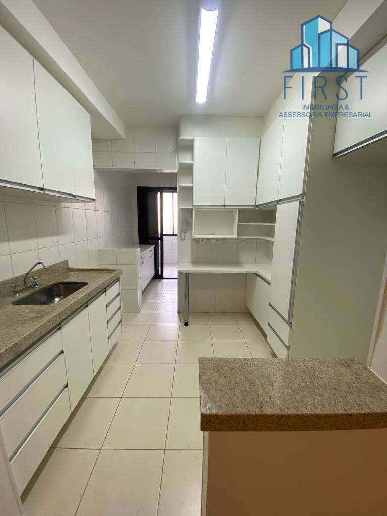 Apartamento à venda com 3 quartos, 96m² - Foto 6