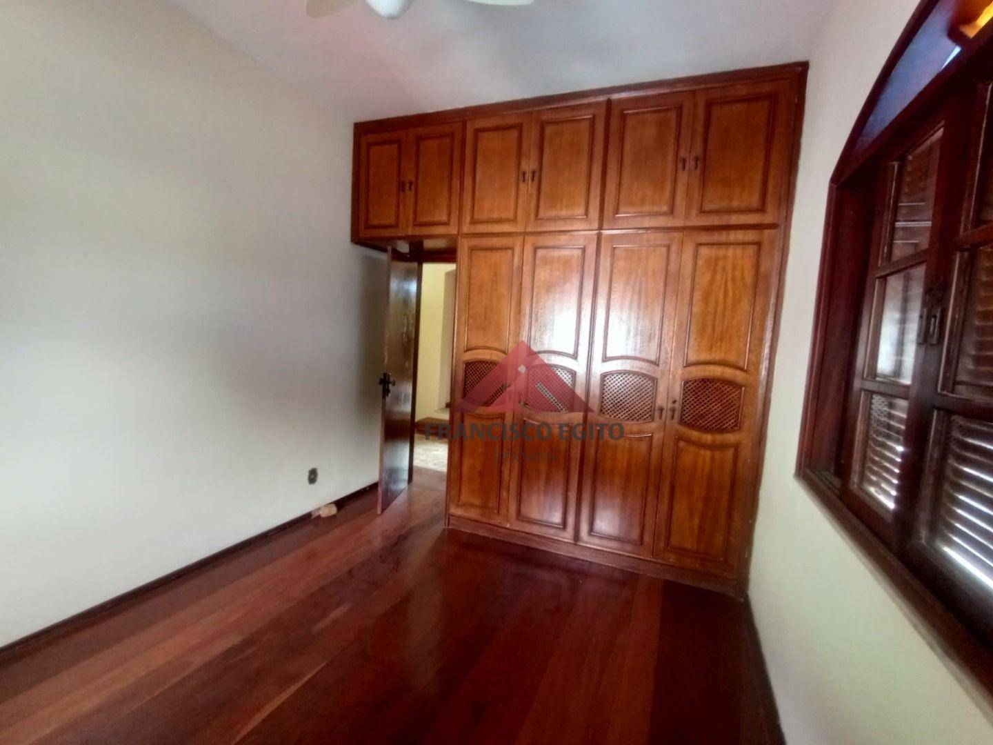 Casa à venda e aluguel com 4 quartos, 170m² - Foto 9