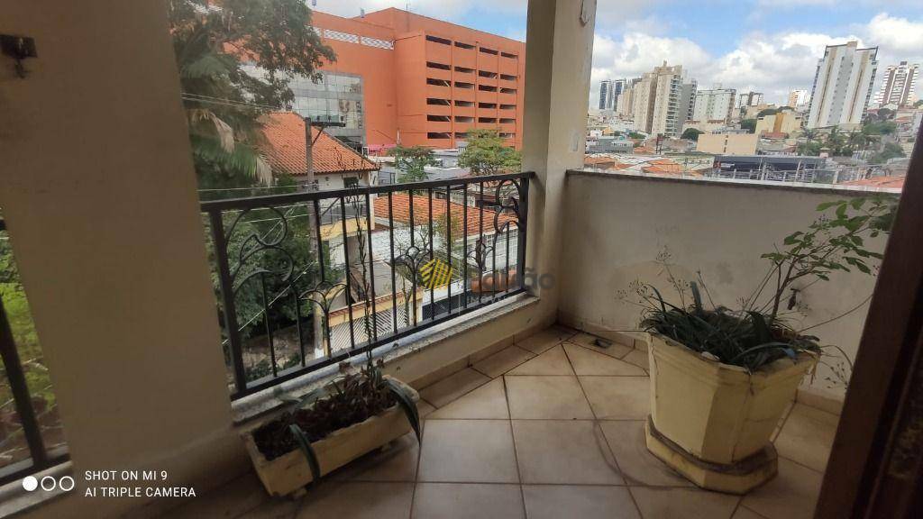 Sobrado à venda com 3 quartos, 320m² - Foto 22