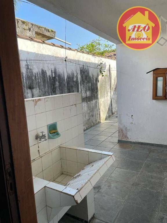 Casa para alugar com 2 quartos, 135m² - Foto 8