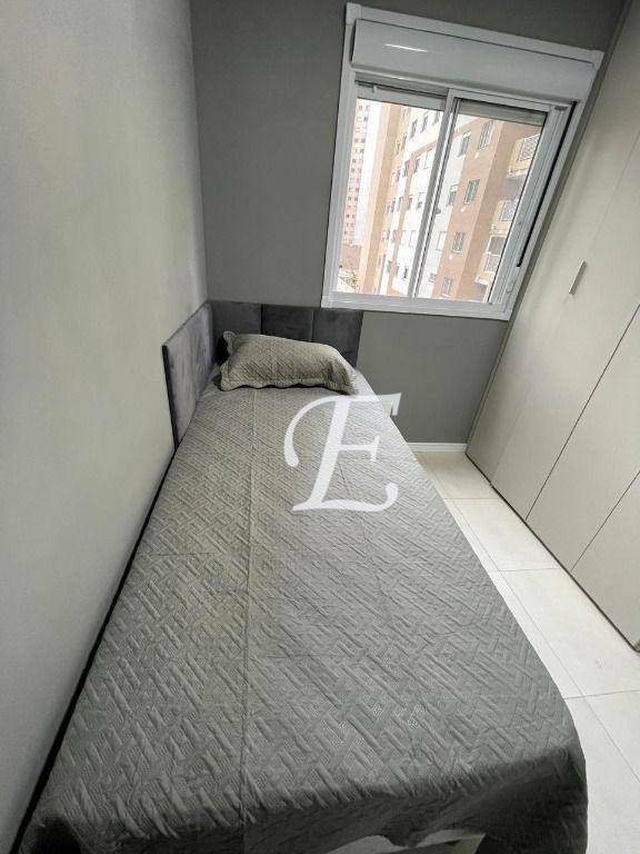 Apartamento à venda com 2 quartos, 40m² - Foto 14