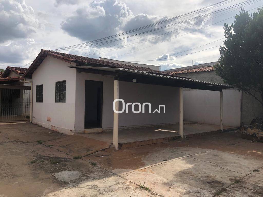 Casa à venda com 2 quartos, 186m² - Foto 3