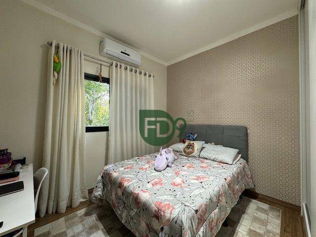 Casa de Condomínio à venda com 3 quartos, 250m² - Foto 12