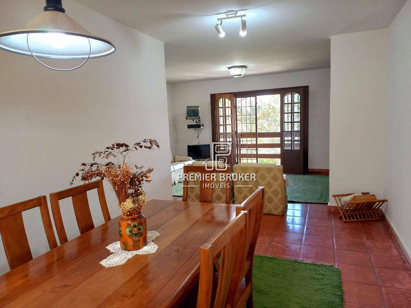 Casa à venda com 4 quartos, 200m² - Foto 20