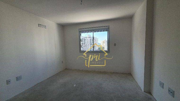 Apartamento à venda com 3 quartos, 166m² - Foto 13