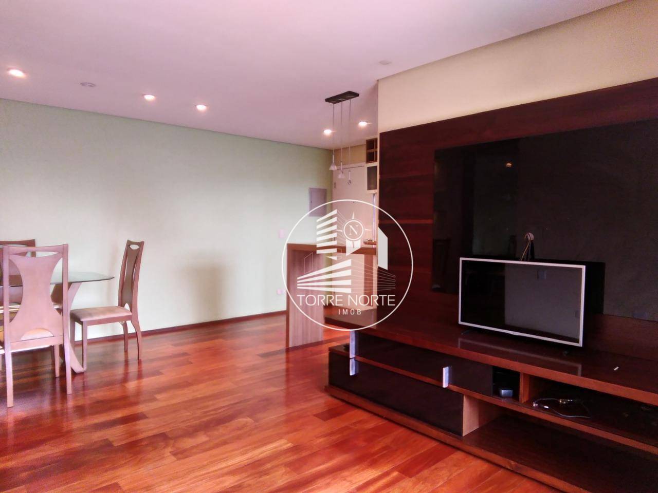 Apartamento à venda com 2 quartos, 72m² - Foto 1