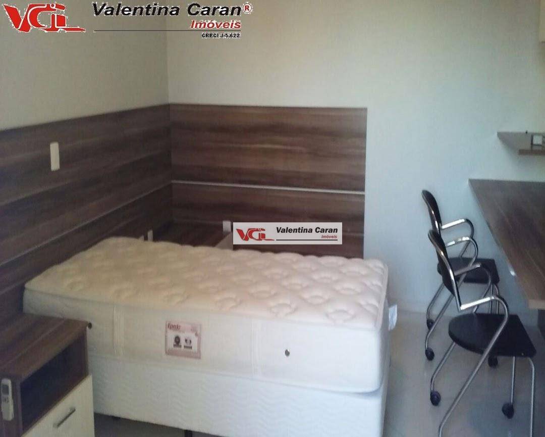 Casa de Condomínio à venda com 3 quartos, 360m² - Foto 17