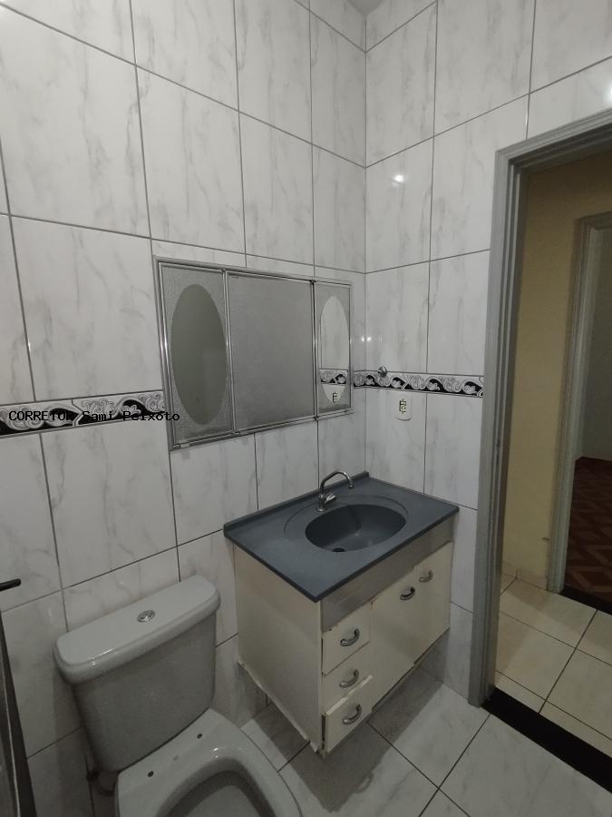 Casa para alugar com 2 quartos, 162m² - Foto 11