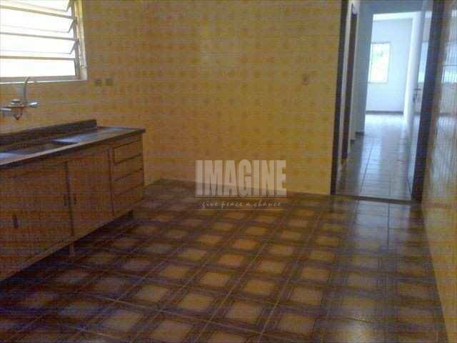 Sobrado à venda com 2 quartos, 217m² - Foto 12