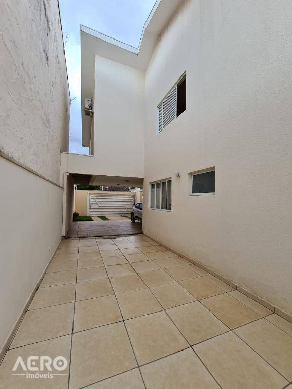 Casa à venda com 3 quartos, 275m² - Foto 53