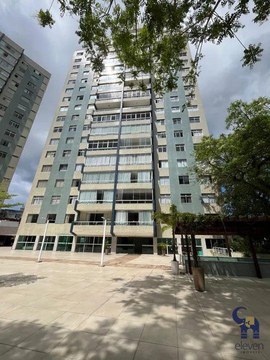 Apartamento à venda com 3 quartos, 153m² - Foto 1