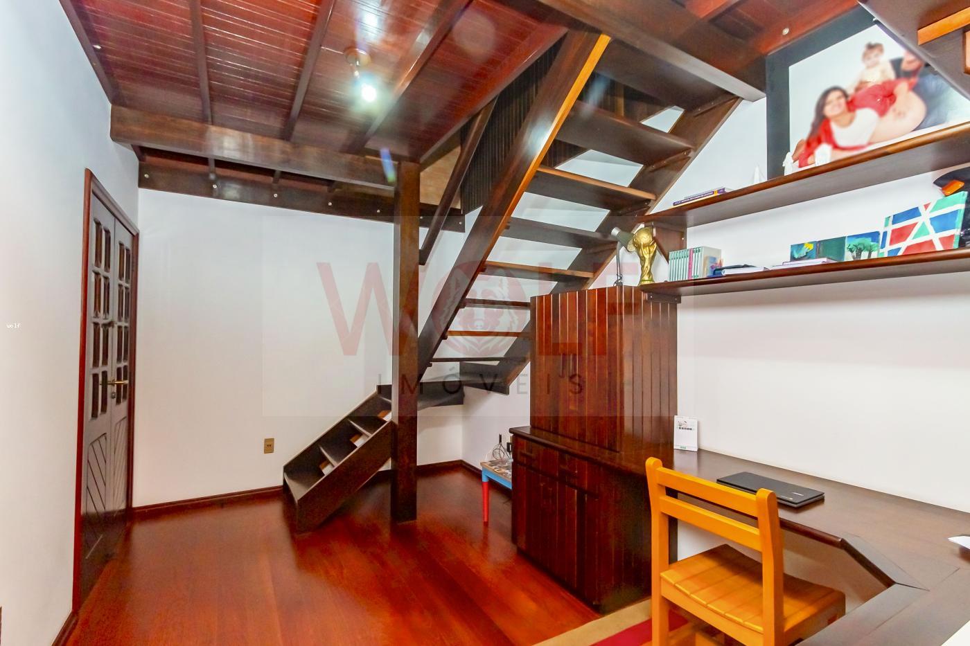 Casa à venda com 3 quartos, 339m² - Foto 30