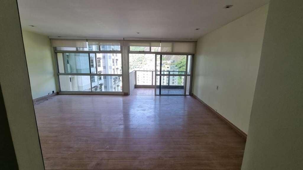 Apartamento à venda com 4 quartos, 188m² - Foto 12