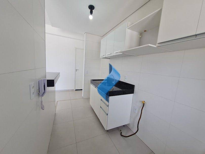 Apartamento para alugar com 2 quartos, 48m² - Foto 15