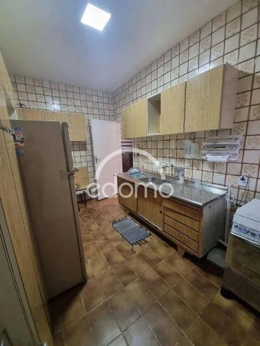 Casa para alugar com 3 quartos, 186m² - Foto 18