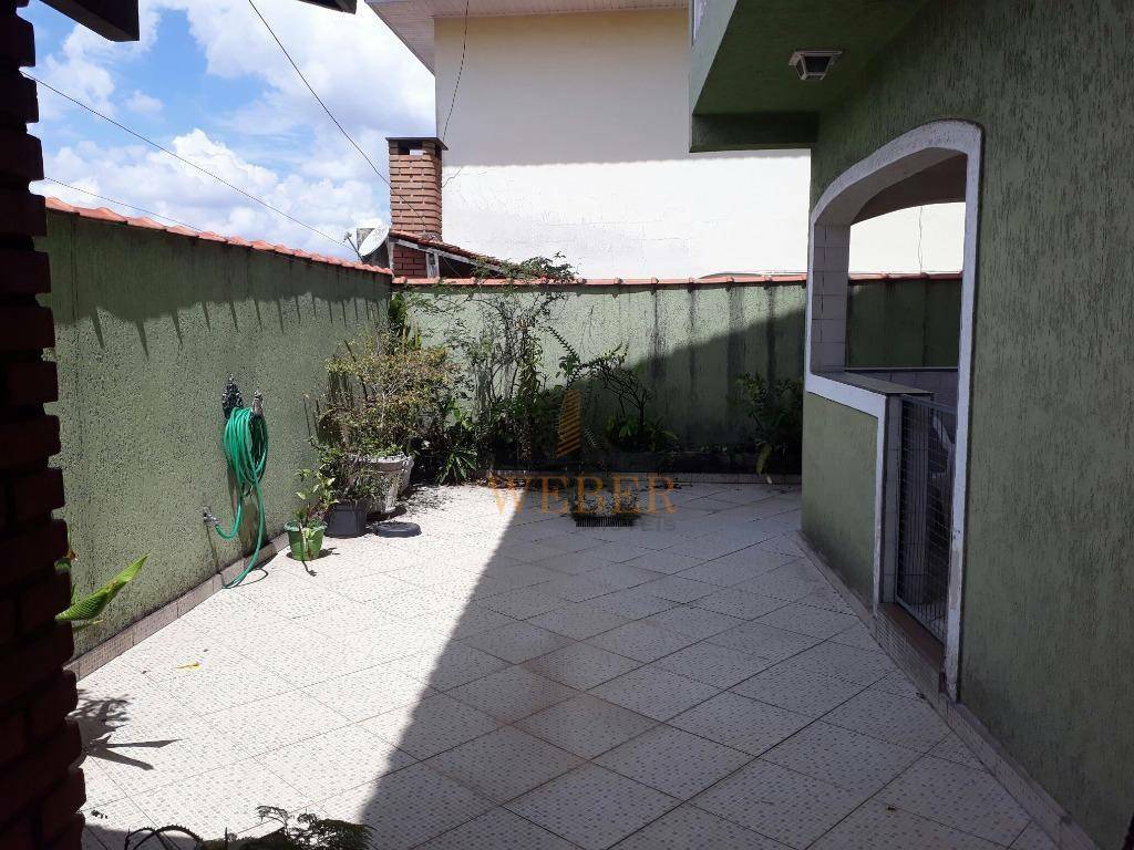 Casa à venda com 3 quartos, 192m² - Foto 29