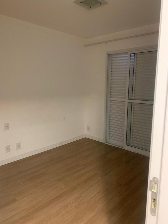 Apartamento à venda com 3 quartos, 76m² - Foto 12