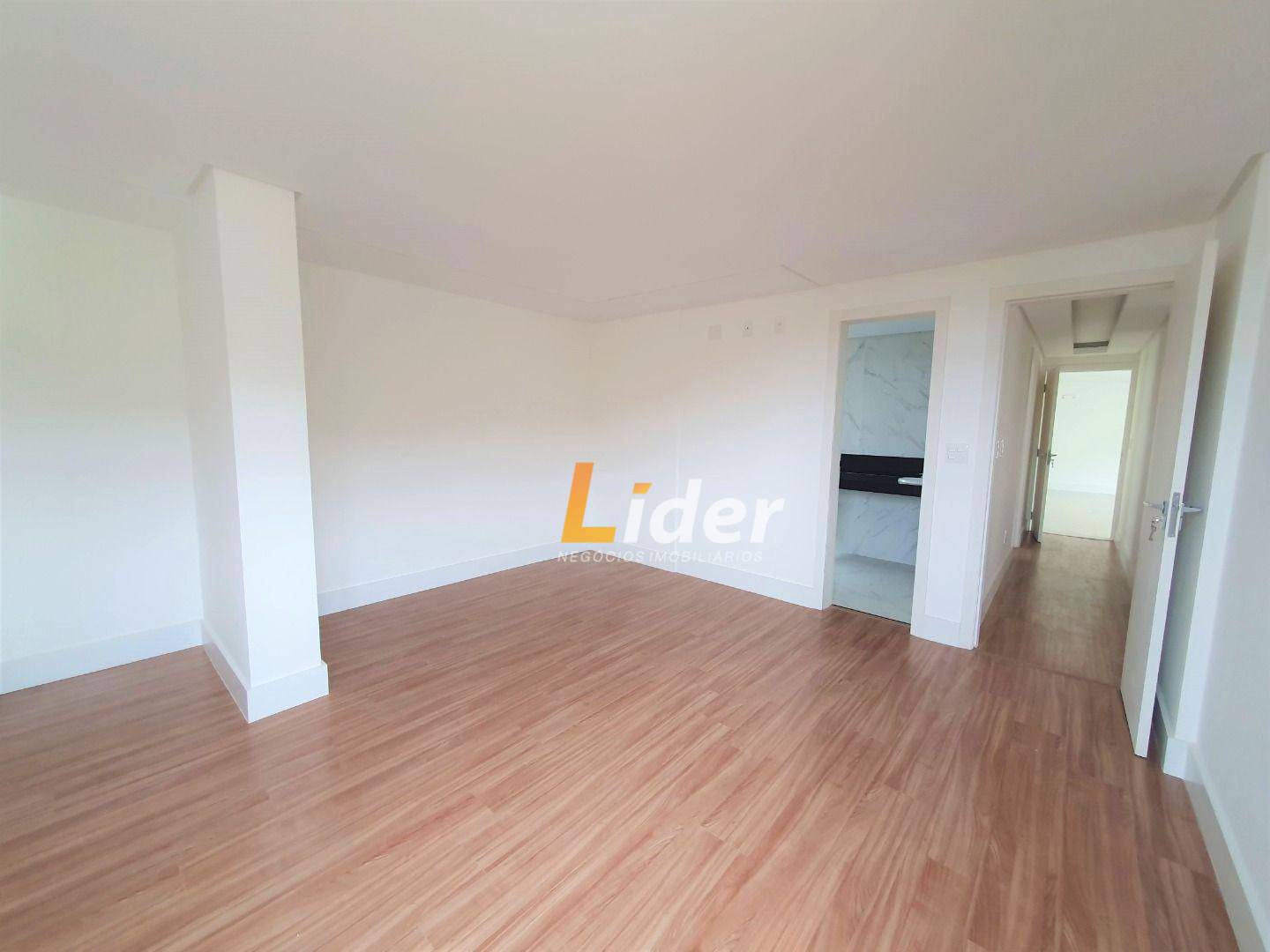 Apartamento à venda com 4 quartos, 170m² - Foto 19