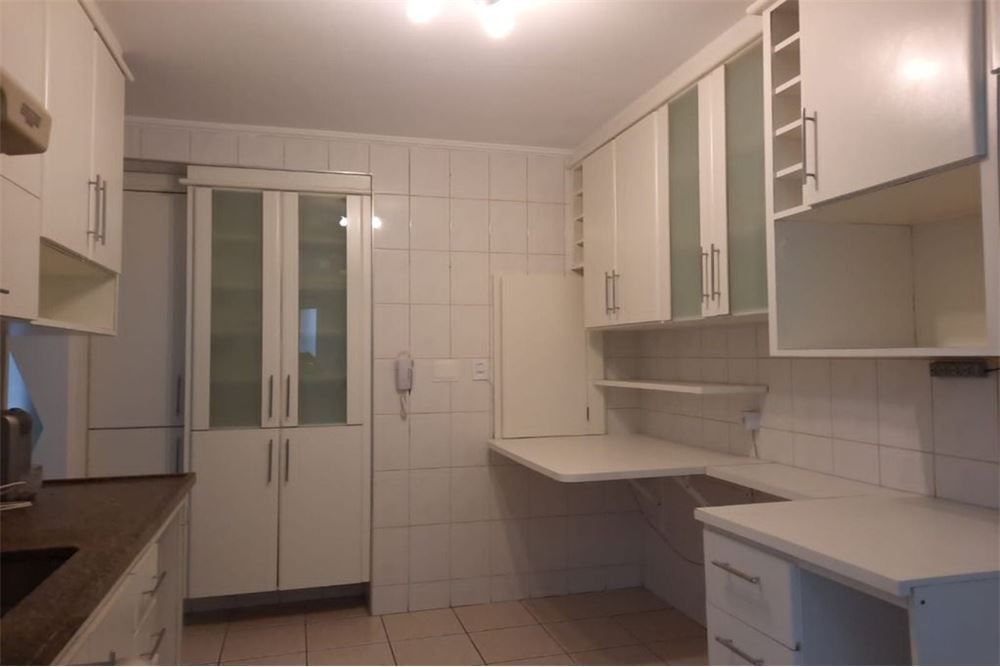 Apartamento à venda com 3 quartos, 119m² - Foto 31