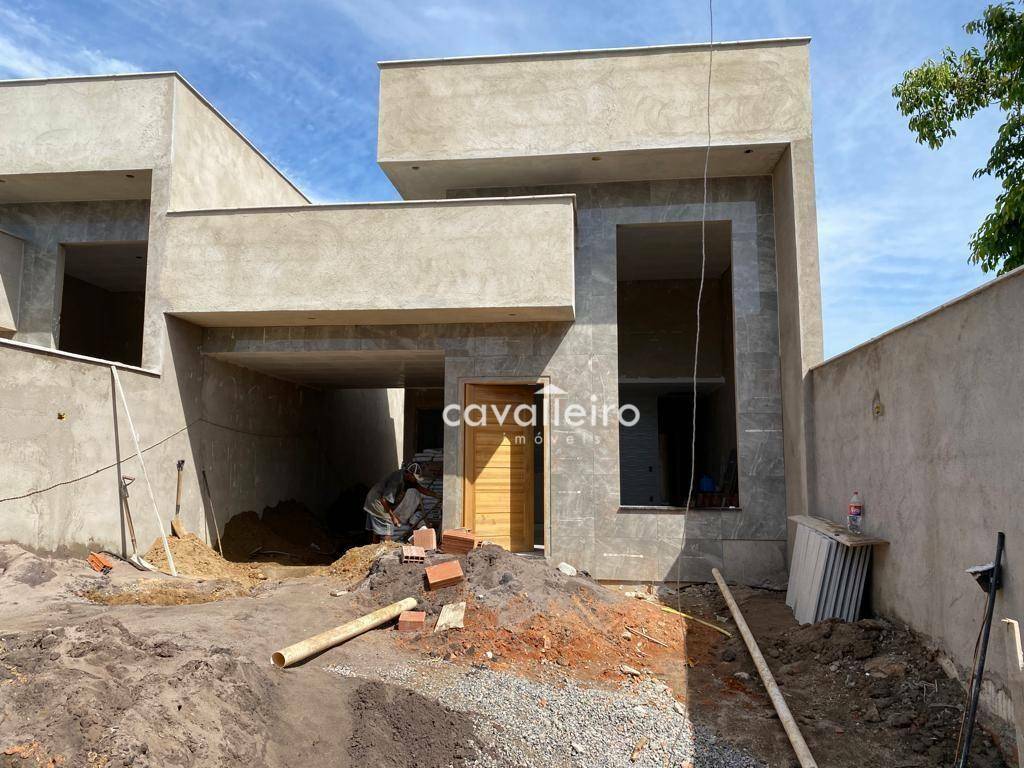 Casa à venda com 3 quartos, 120m² - Foto 1