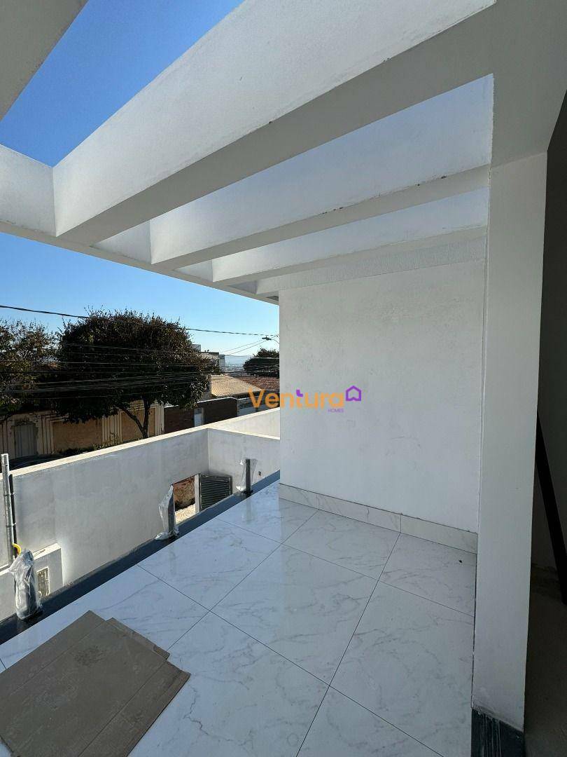 Casa à venda com 3 quartos, 225m² - Foto 10