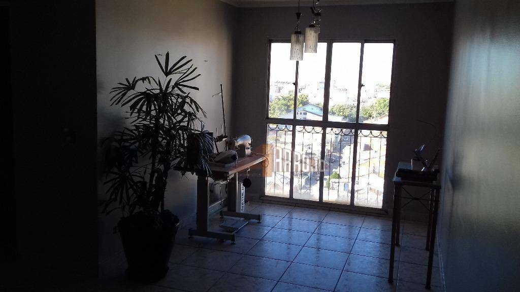 Apartamento à venda com 2 quartos, 111m² - Foto 1