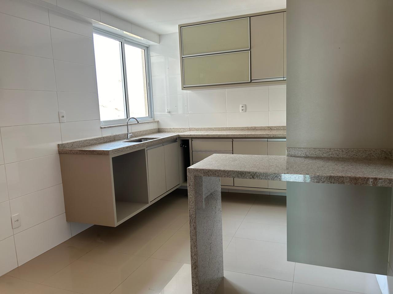 Apartamento à venda com 3 quartos, 173m² - Foto 28