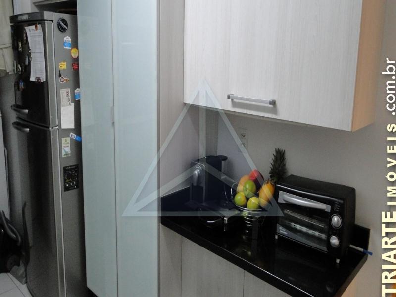 Apartamento à venda com 3 quartos, 80m² - Foto 10