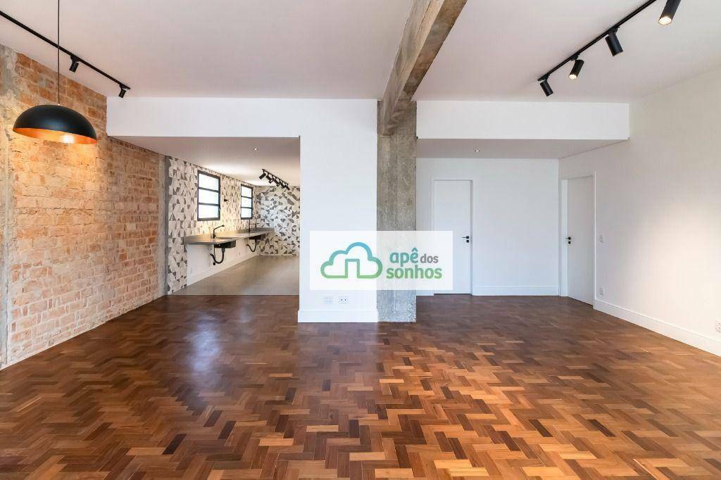 Apartamento à venda com 3 quartos, 212m² - Foto 6