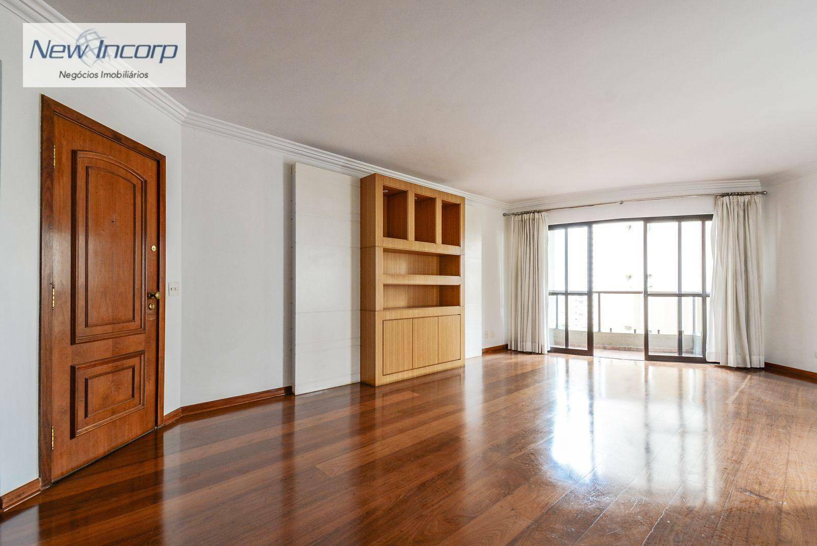 Apartamento à venda com 3 quartos, 178m² - Foto 3