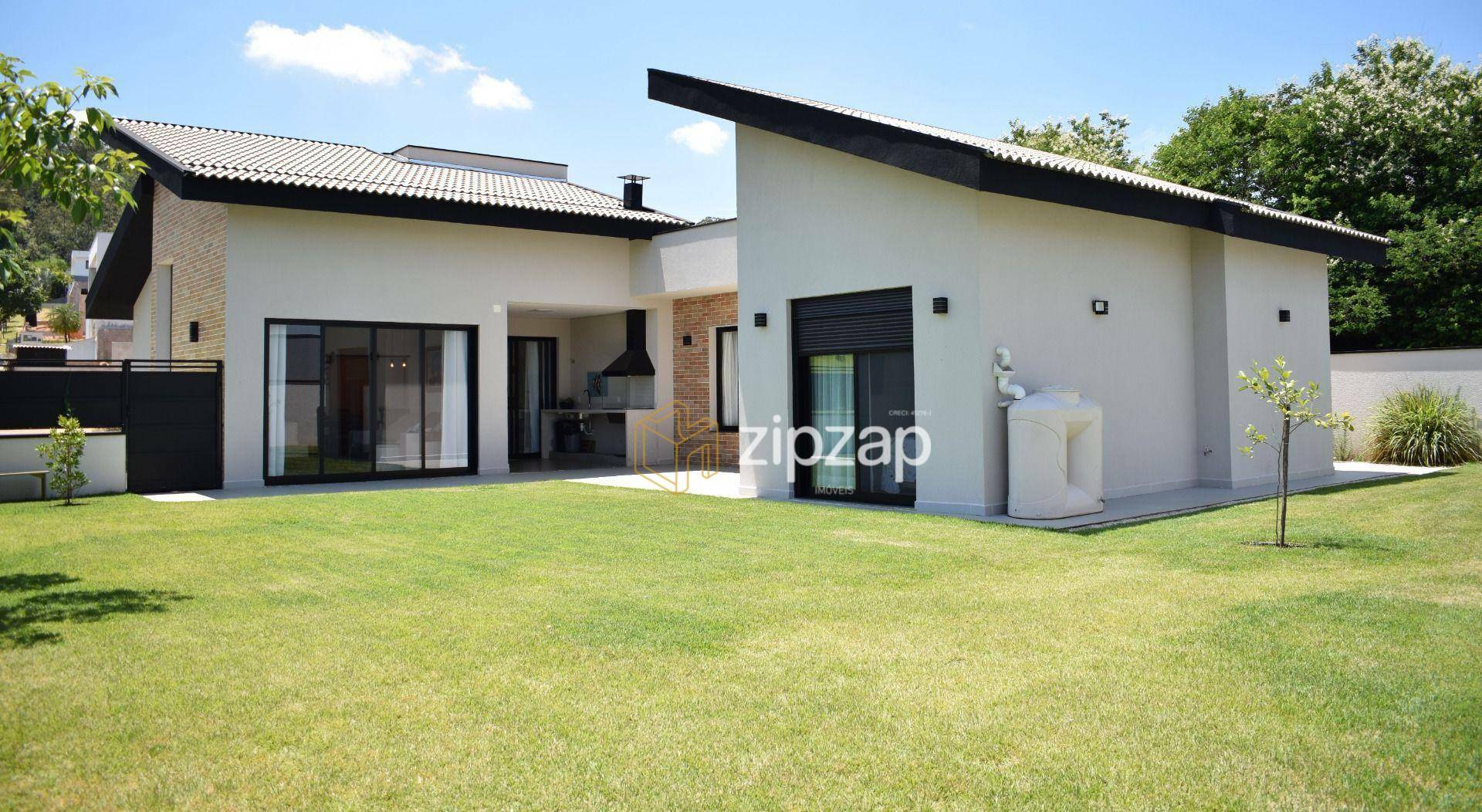 Casa de Condomínio à venda com 3 quartos, 202m² - Foto 3