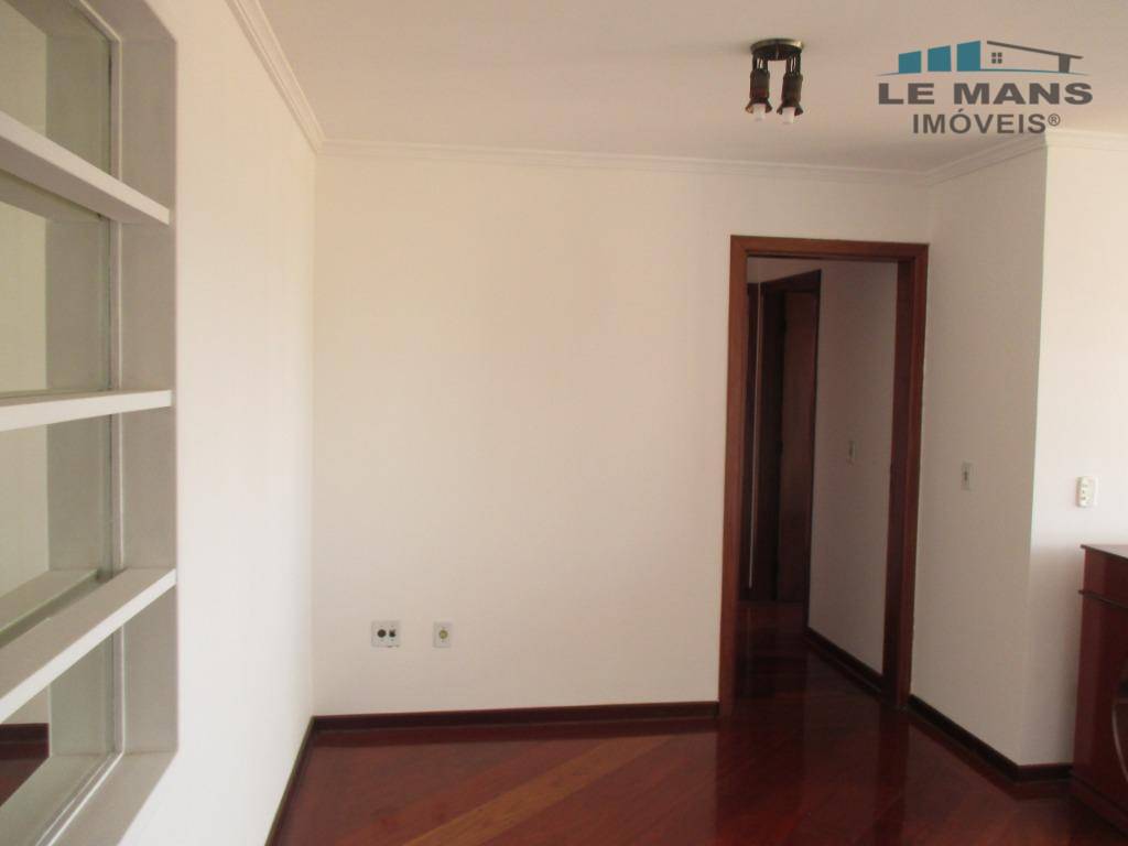 Apartamento à venda com 2 quartos, 86m² - Foto 3