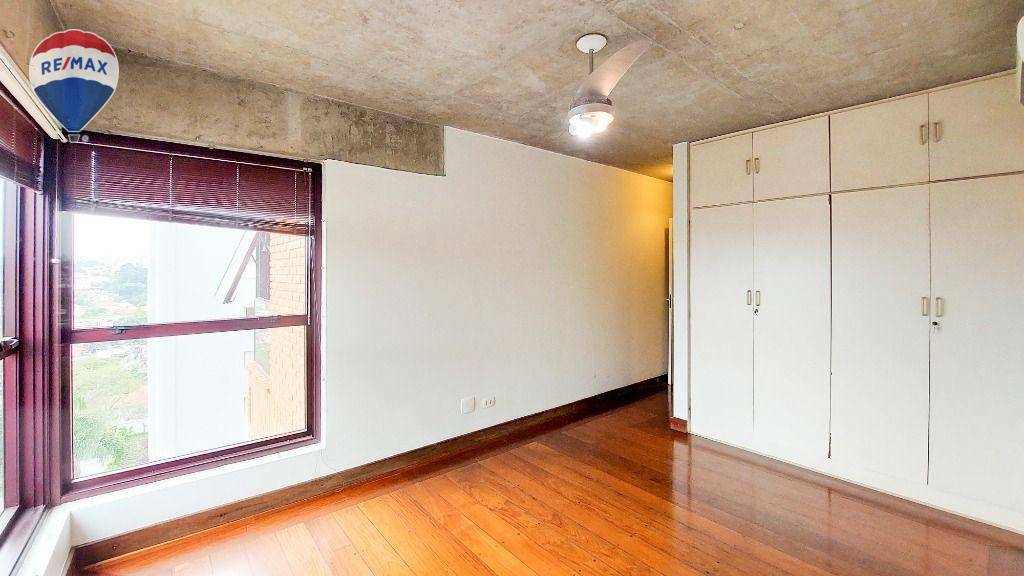 Apartamento para alugar com 3 quartos, 127m² - Foto 23