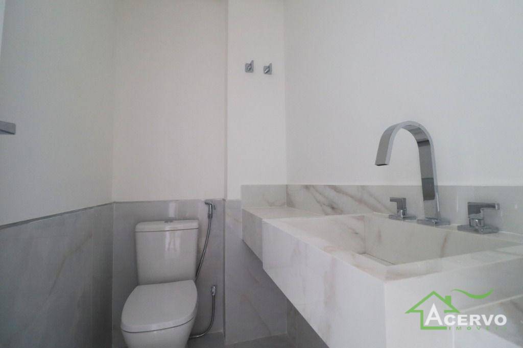 Apartamento à venda com 4 quartos, 190m² - Foto 9