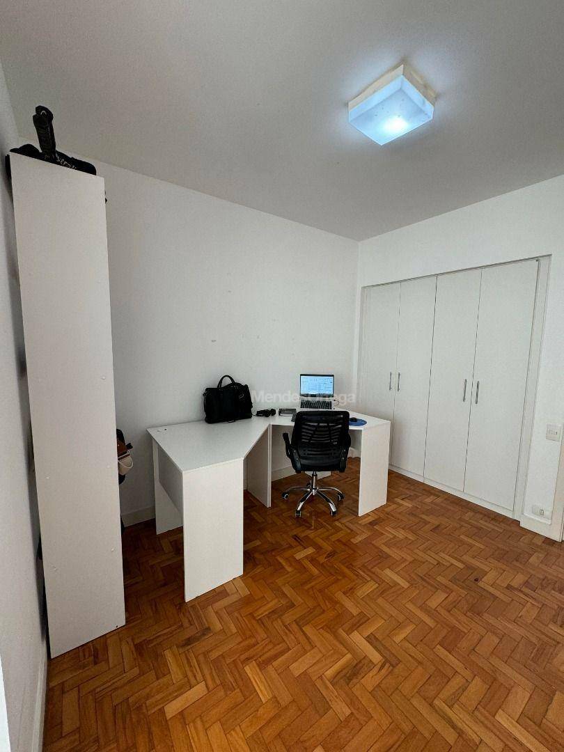 Apartamento para alugar com 3 quartos, 110m² - Foto 14