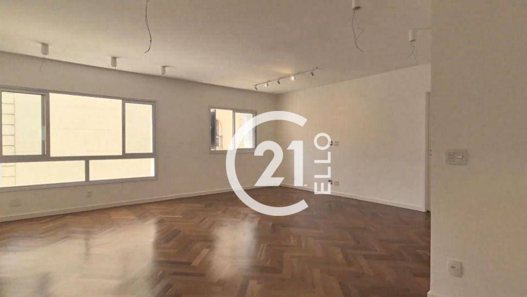 Apartamento à venda com 3 quartos, 117m² - Foto 1