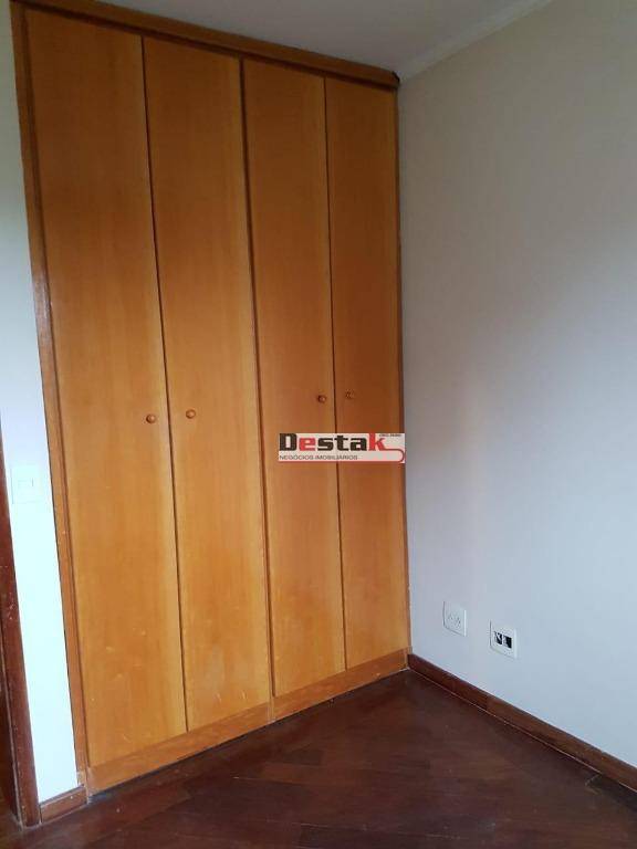 Apartamento à venda com 3 quartos, 98m² - Foto 19