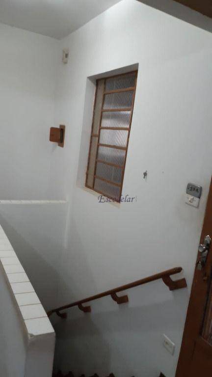 Casa à venda com 3 quartos, 230m² - Foto 11