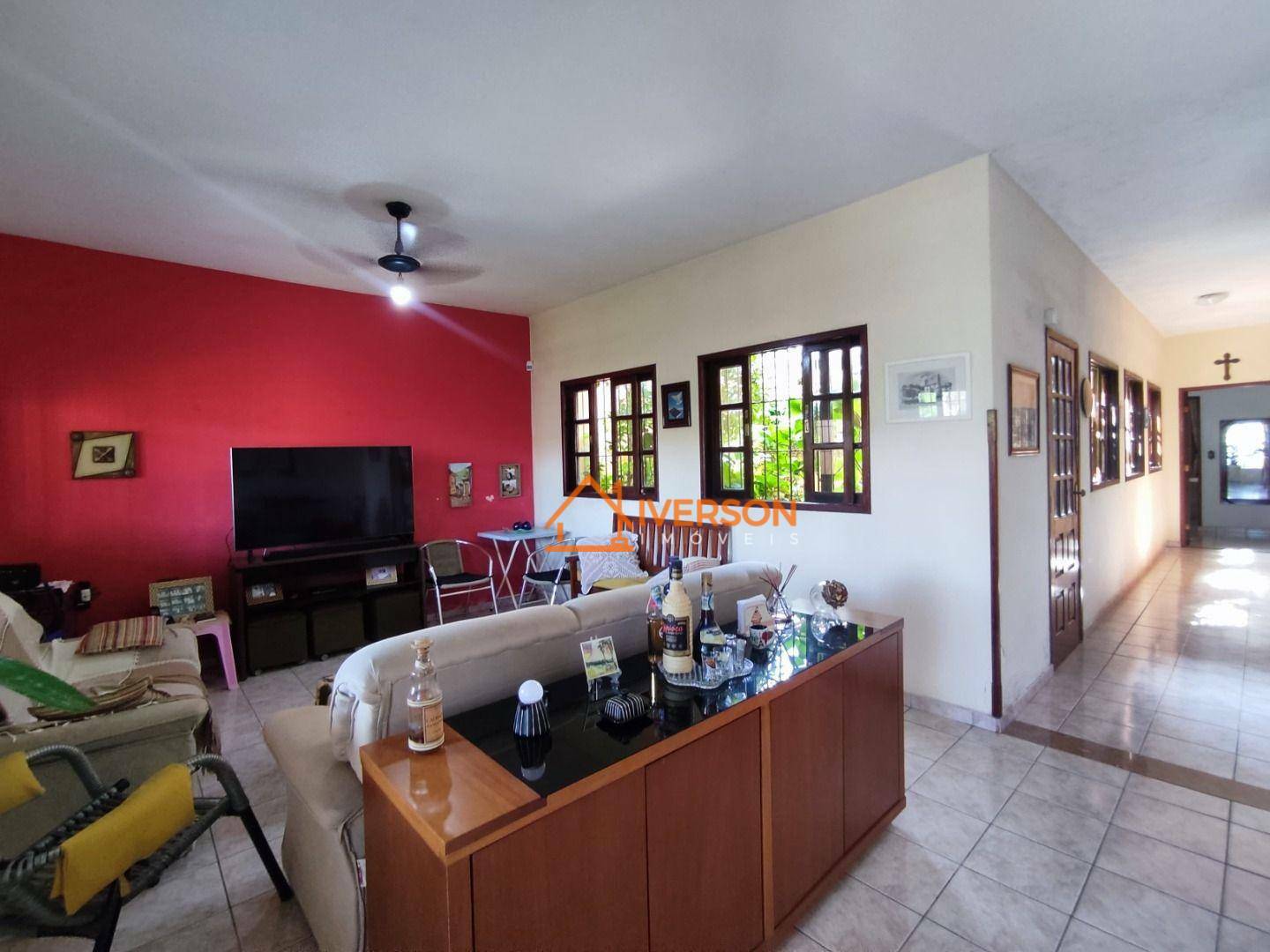 Casa à venda com 3 quartos, 148m² - Foto 3