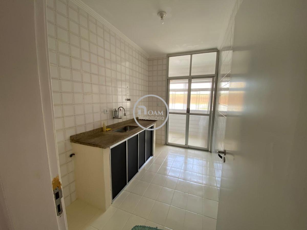 Apartamento à venda com 2 quartos, 63m² - Foto 4