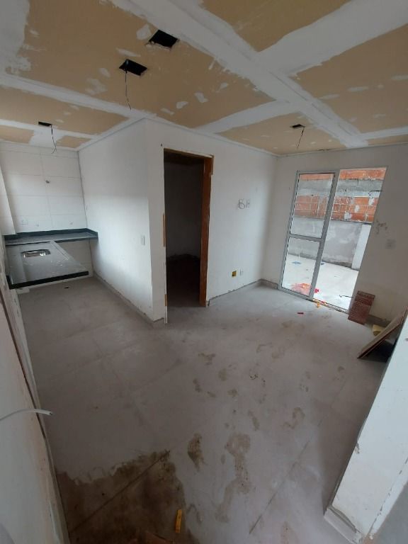 Apartamento à venda com 2 quartos, 39m² - Foto 4