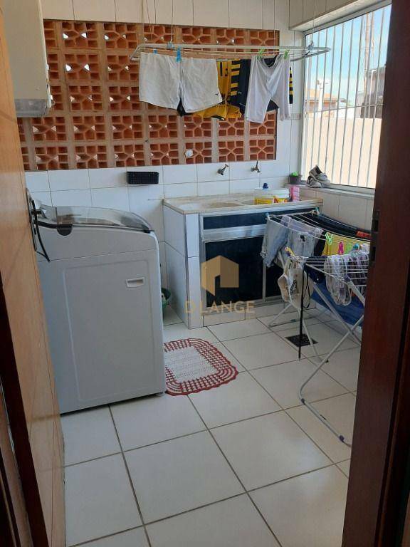 Casa à venda com 4 quartos, 200m² - Foto 12