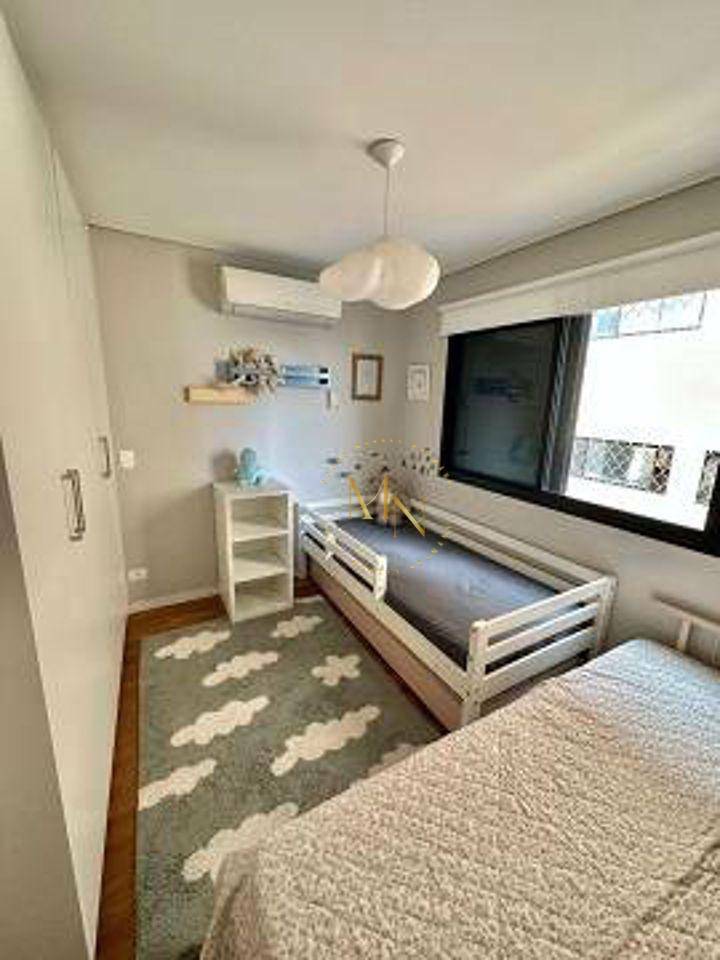 Apartamento à venda com 3 quartos, 113m² - Foto 8