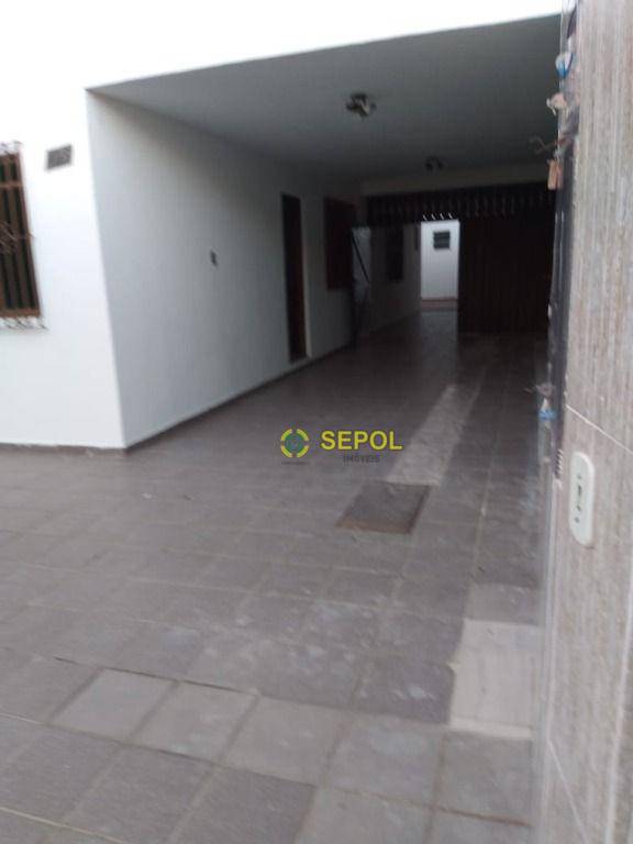 Sobrado à venda e aluguel com 3 quartos, 120m² - Foto 4