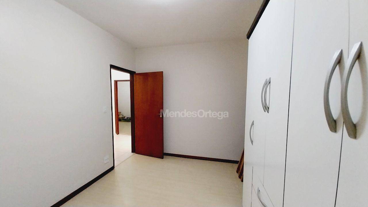 Casa para alugar com 3 quartos, 142m² - Foto 12