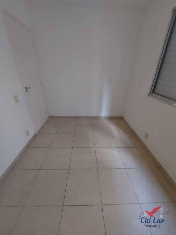 Apartamento à venda com 2 quartos, 45m² - Foto 13