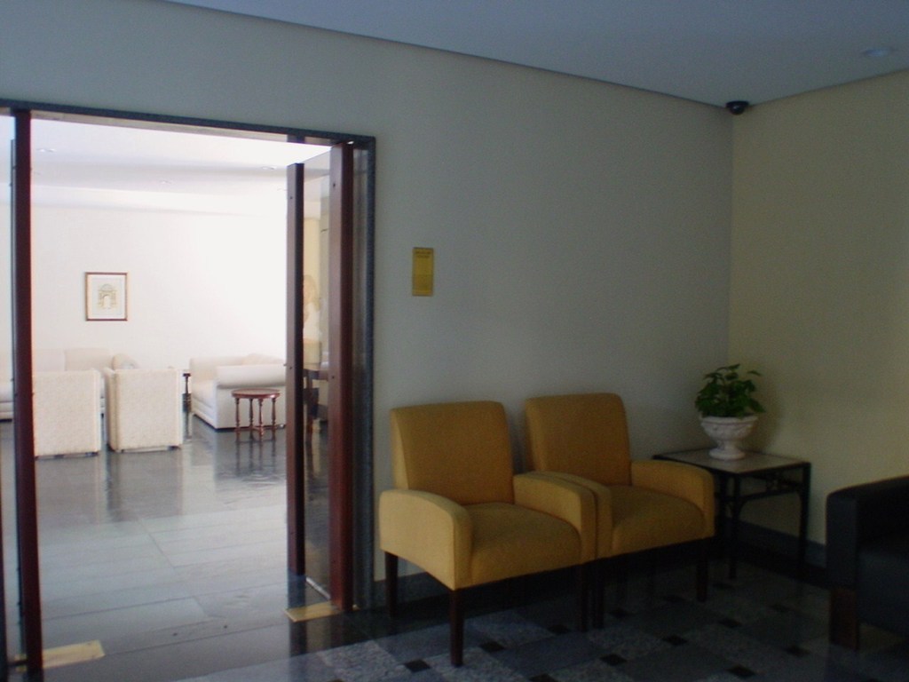 Apartamento à venda com 4 quartos, 140m² - Foto 5