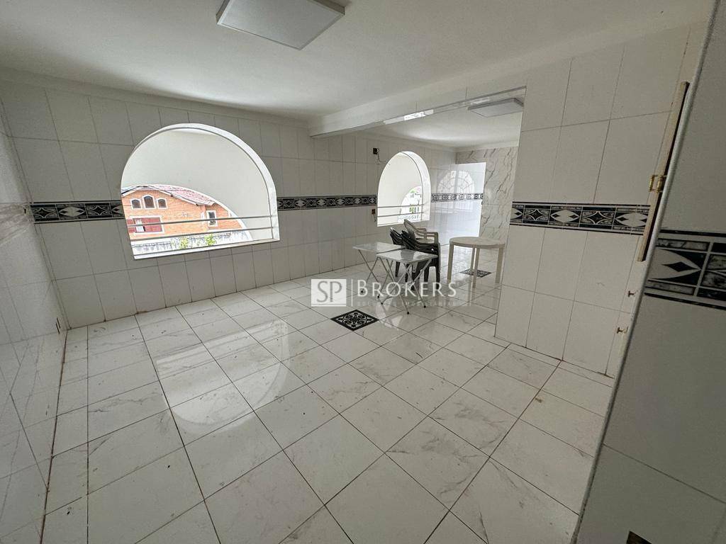 Casa à venda e aluguel com 15 quartos, 1000m² - Foto 22