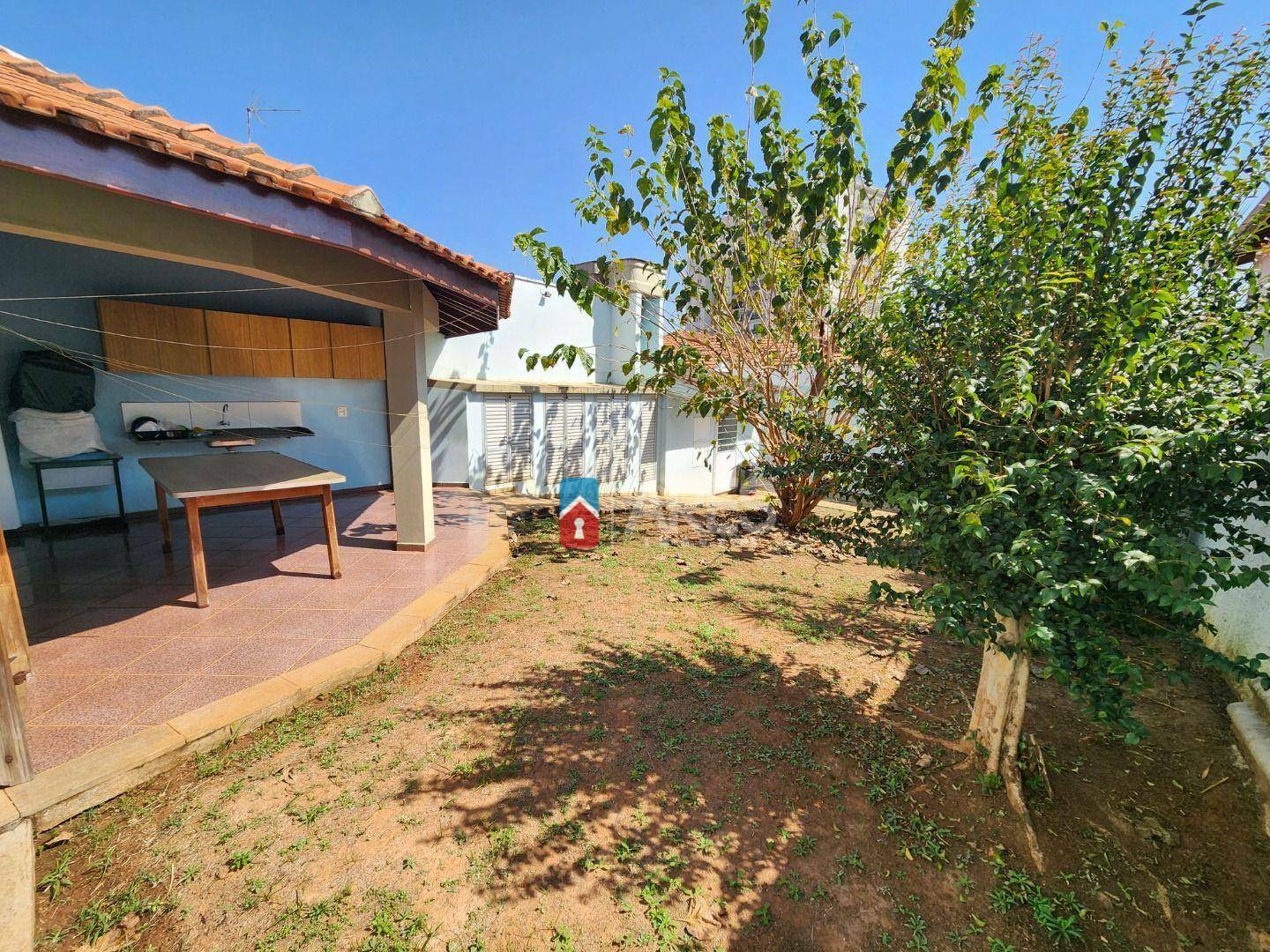 Casa à venda com 3 quartos, 203m² - Foto 24