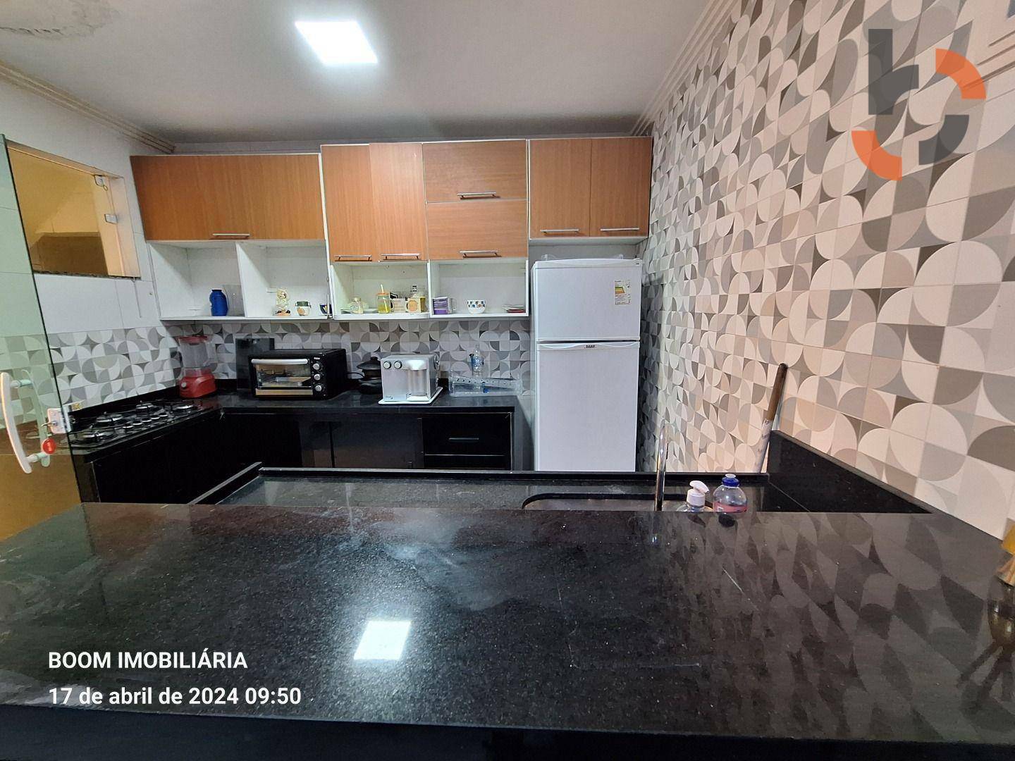 Casa à venda com 3 quartos, 290m² - Foto 9